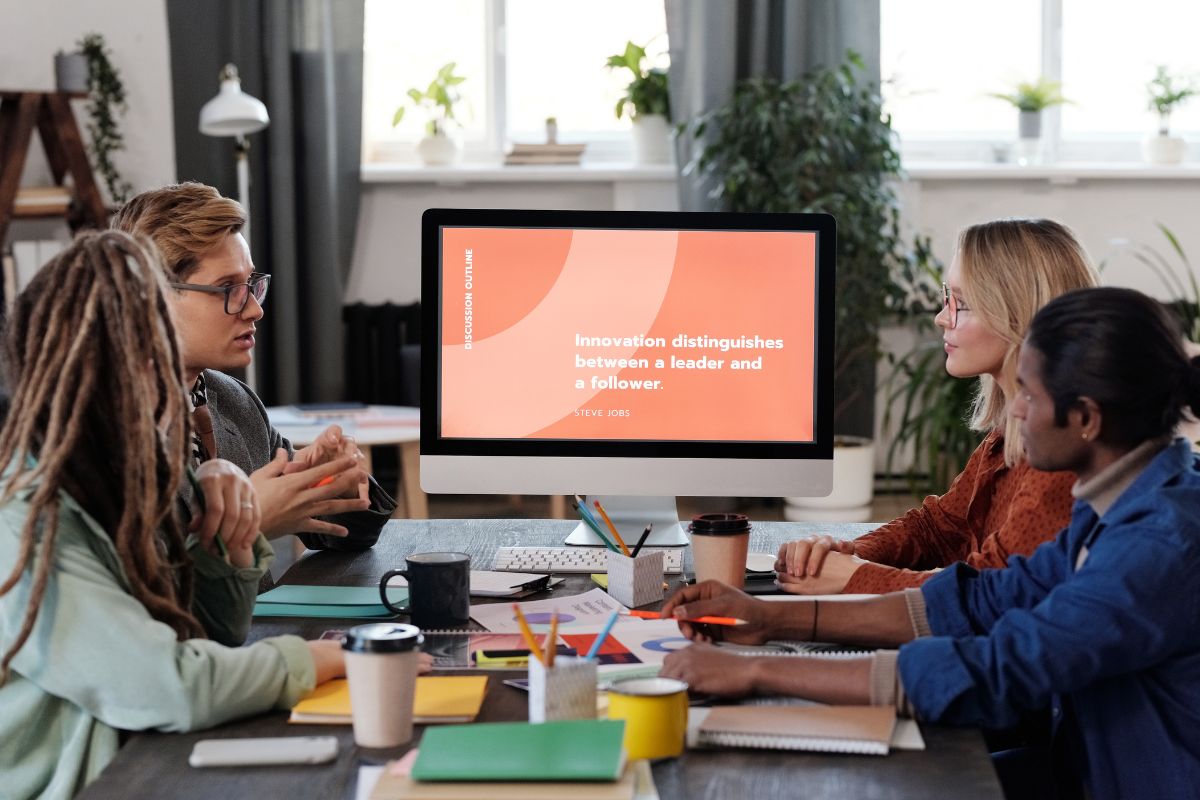 Employee onboarding companies Canada