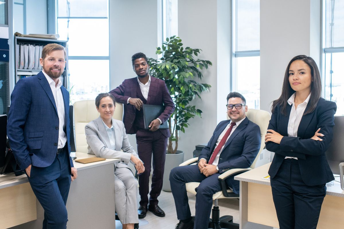 Attracting Candidates Services Canada